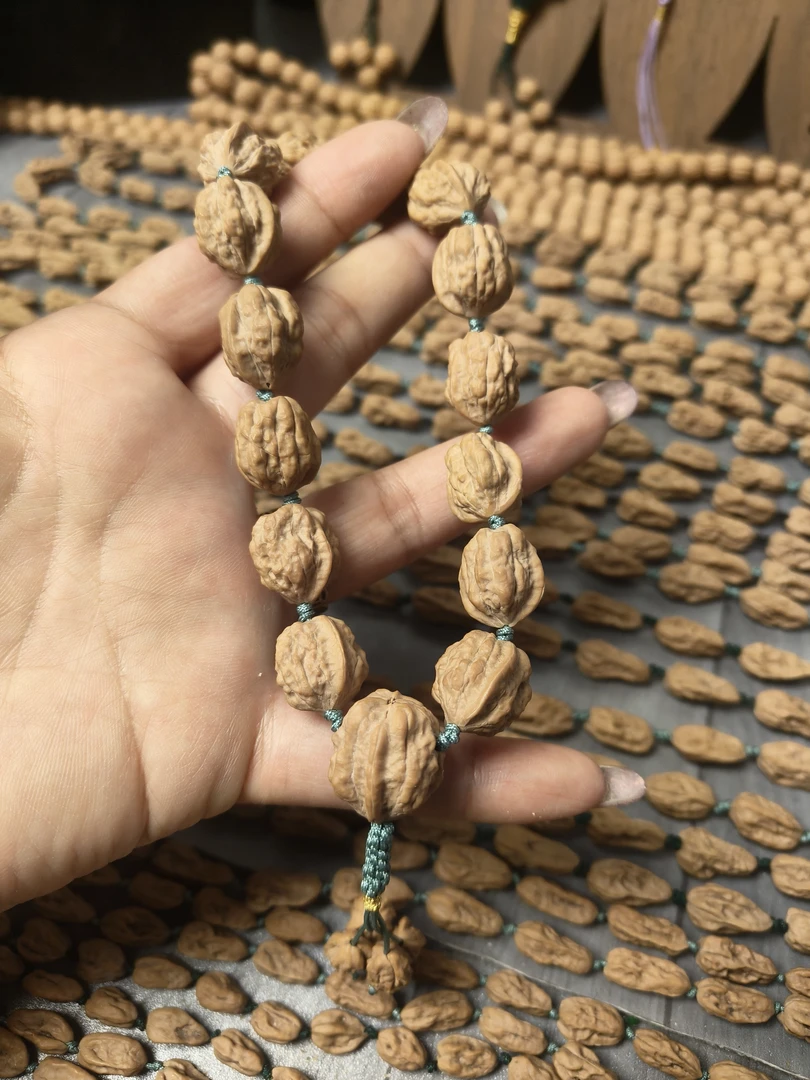 野生嵩山蛤蟆头核桃全品无瑕疵文玩核桃手持把玩件