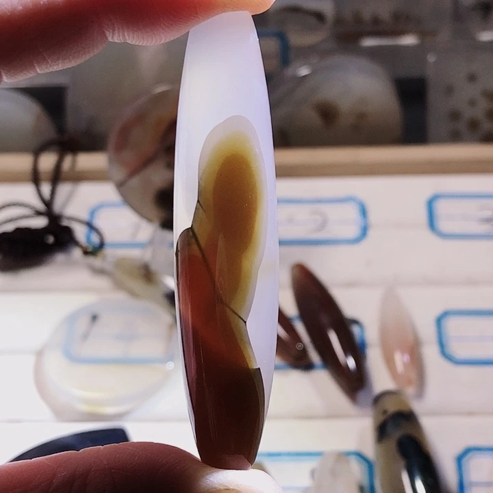 合金颈饰玛瑙/玉髓