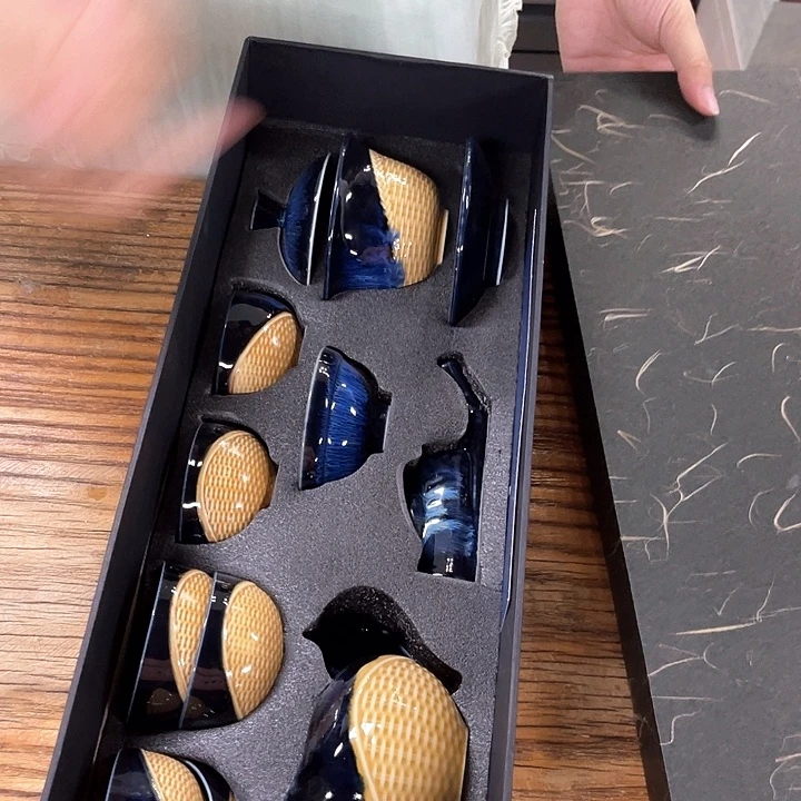 孤品茶具套装等。