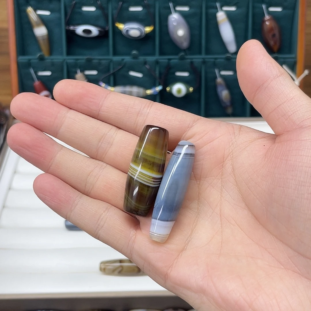 文***段玛瑙/玉髓合金颈饰