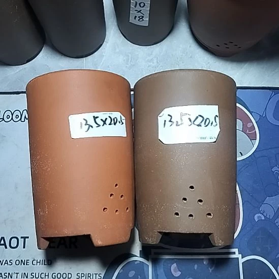 紫砂红泥紫泥大笔筒两个