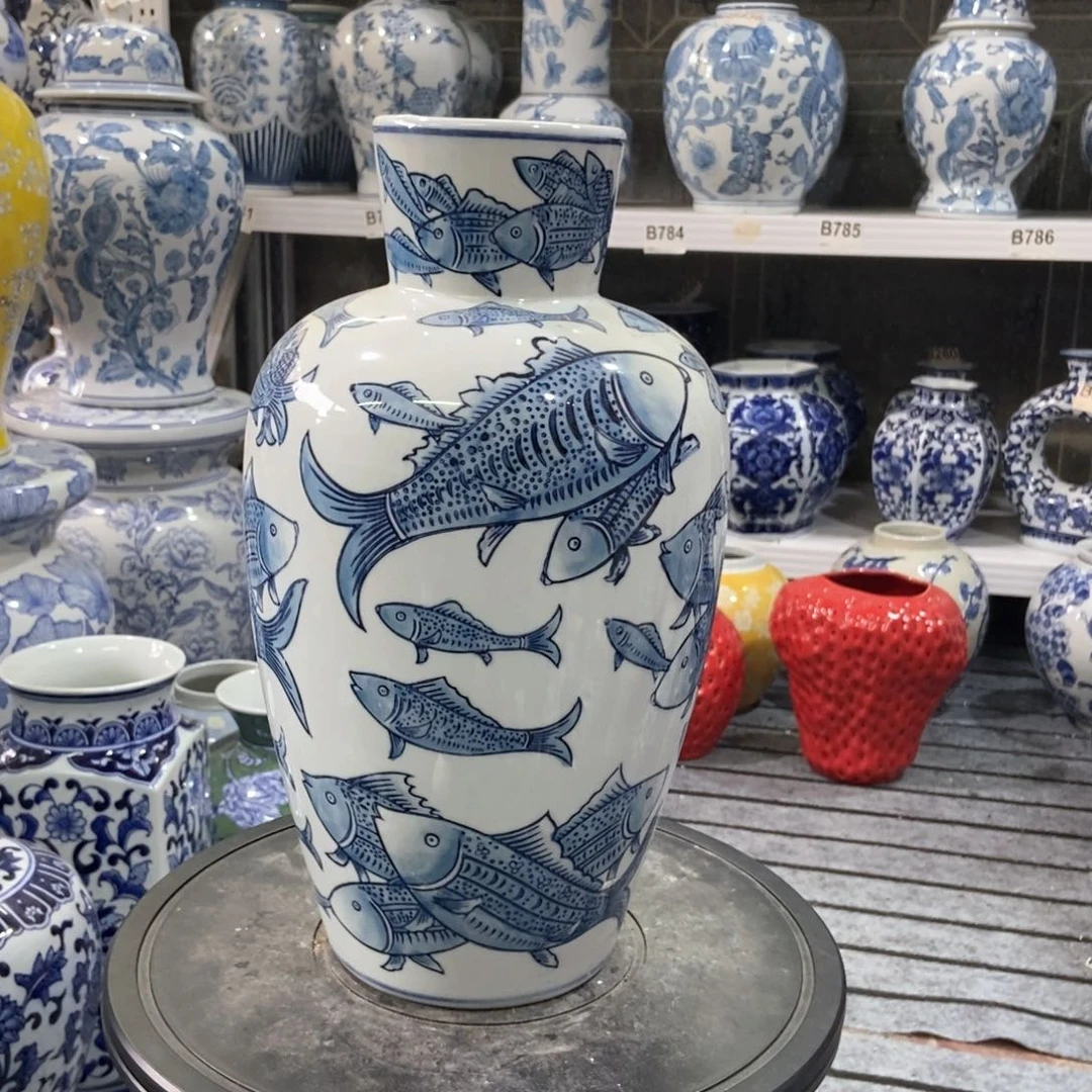 摆件花瓶手绘釉下彩