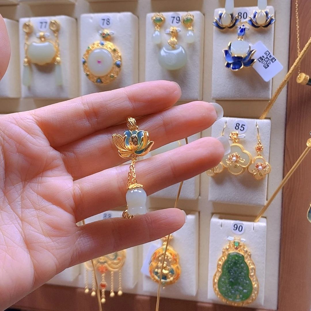 和田玉银S925镶嵌颈饰