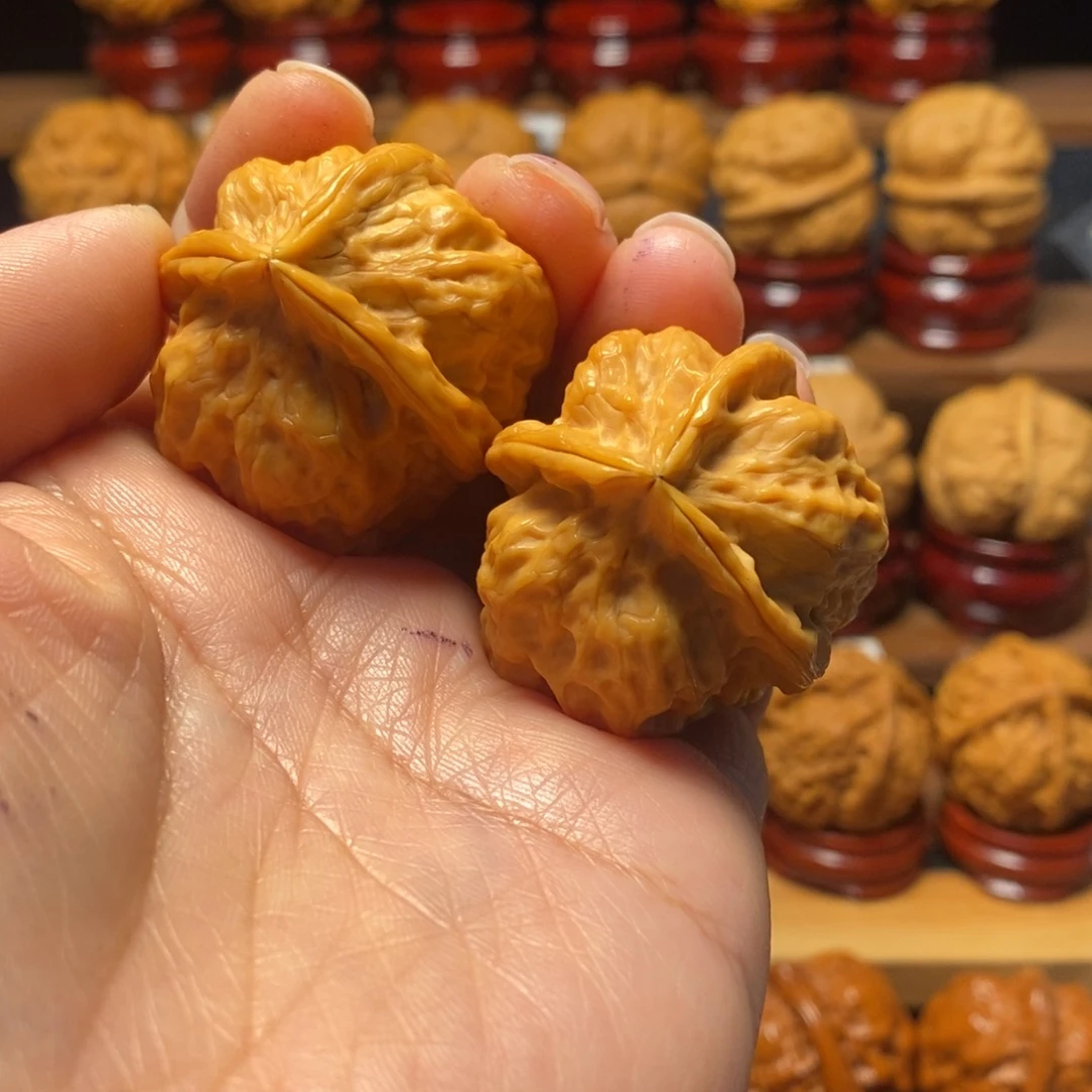 把件文玩核桃火焰纹三棱39尺
