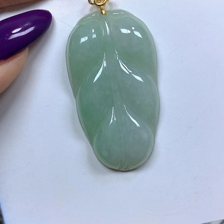 翡翠18K金镶嵌颈饰挂件