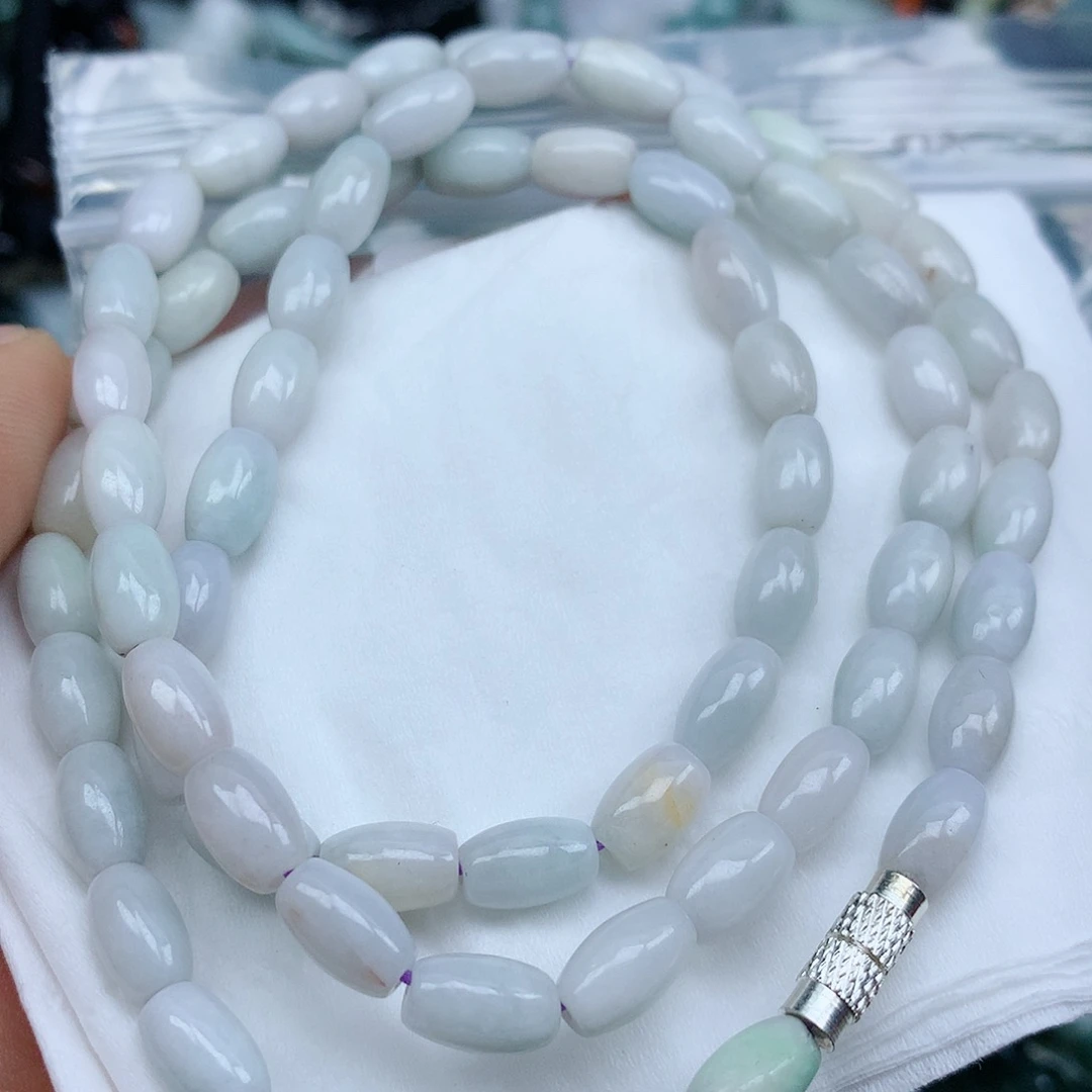 翡翠颈饰未镶嵌手串
