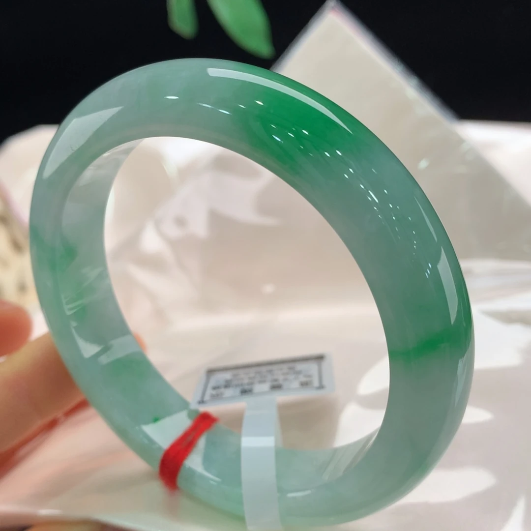 翡翠未镶嵌手镯2100