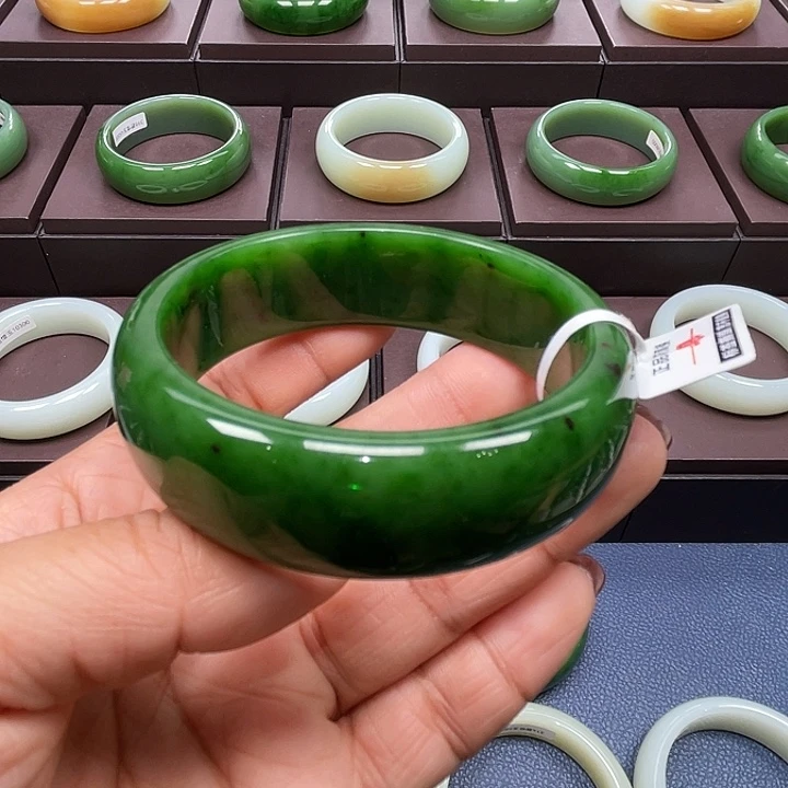 和田玉未镶嵌手镯5960