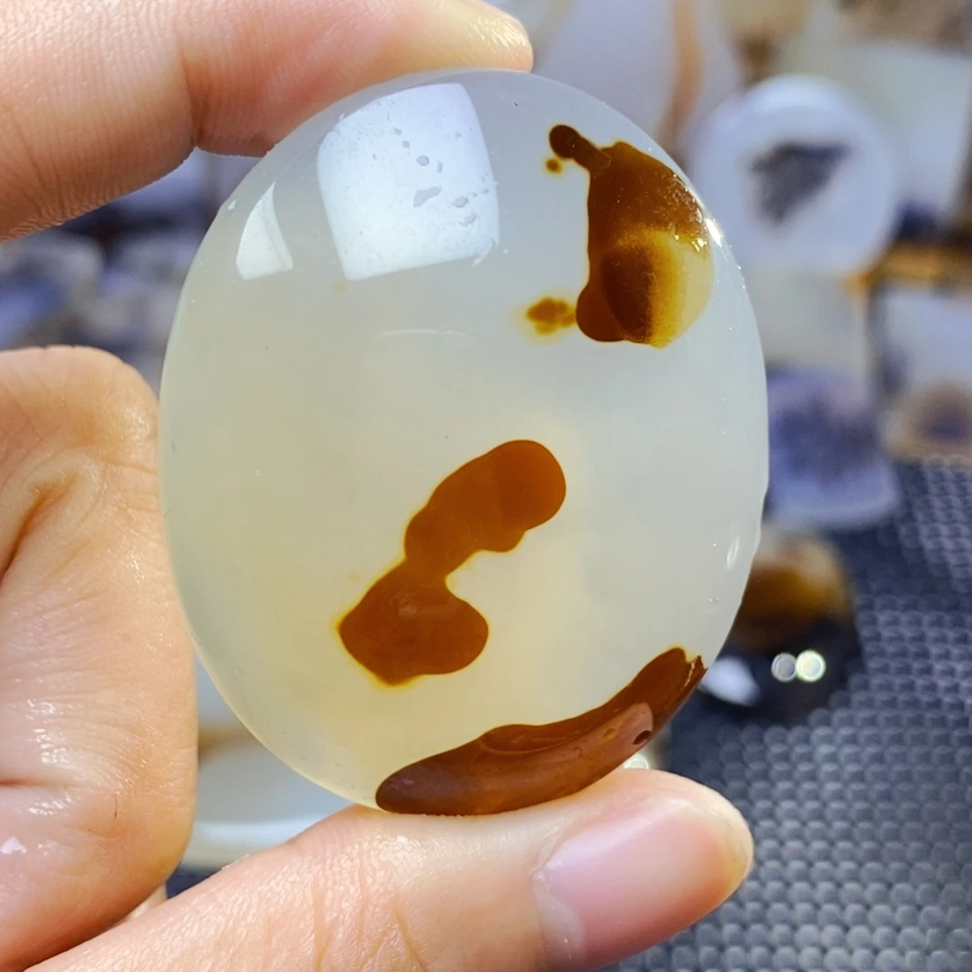 玛瑙/玉髓未镶嵌珠宝奇石