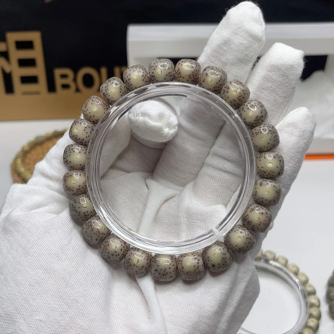 吊坠星月菩提35。10/9灰冰黄金瞳