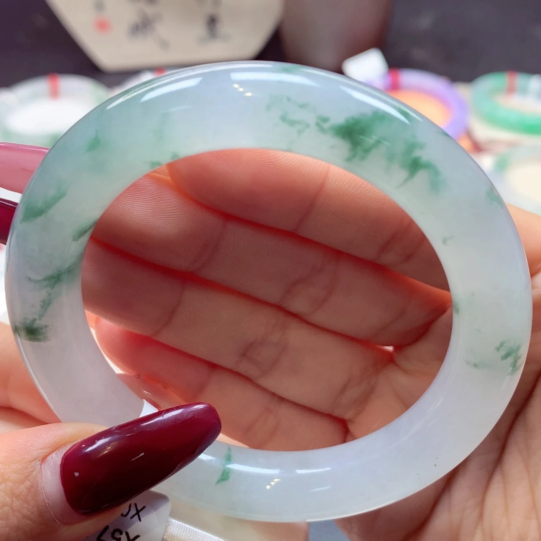 翡翠手镯未镶嵌圆条28号66