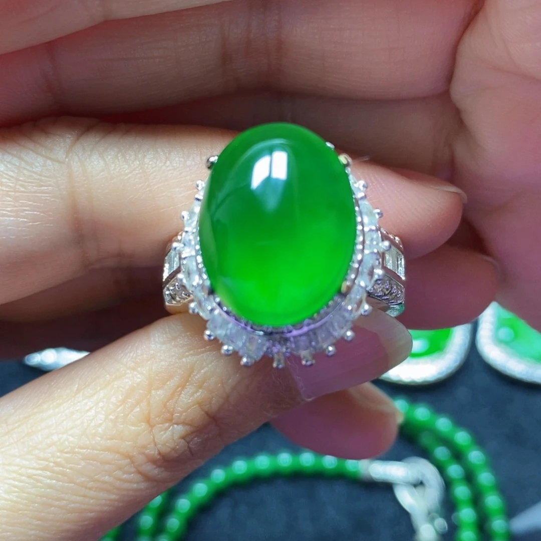 翡翠戒指未镶嵌天然翡翠