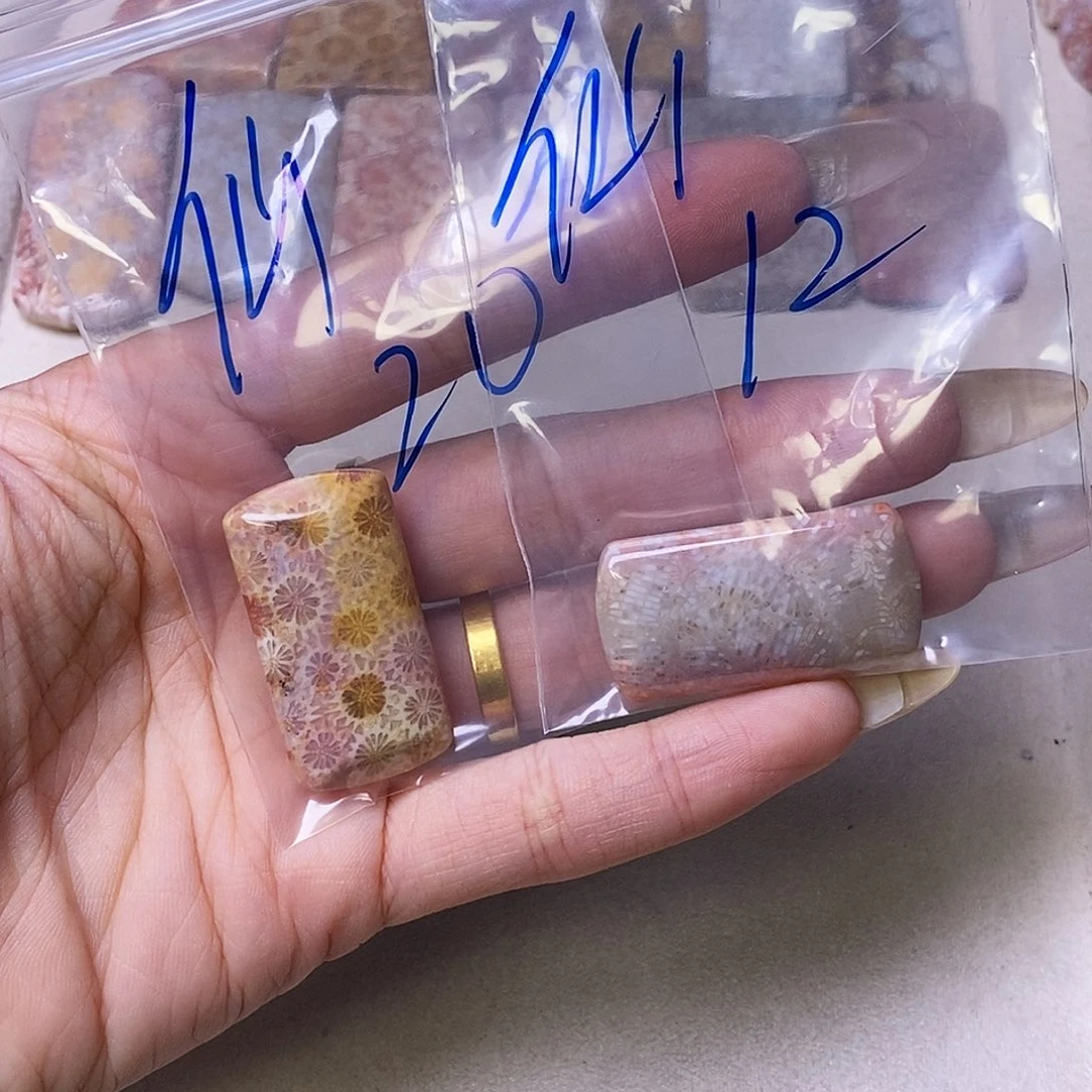 查罗石合金颈饰仙***李
