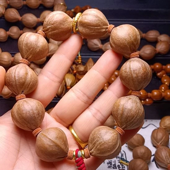 橄榄核手串/手链橄榄核手串德庆王2.3*2.5