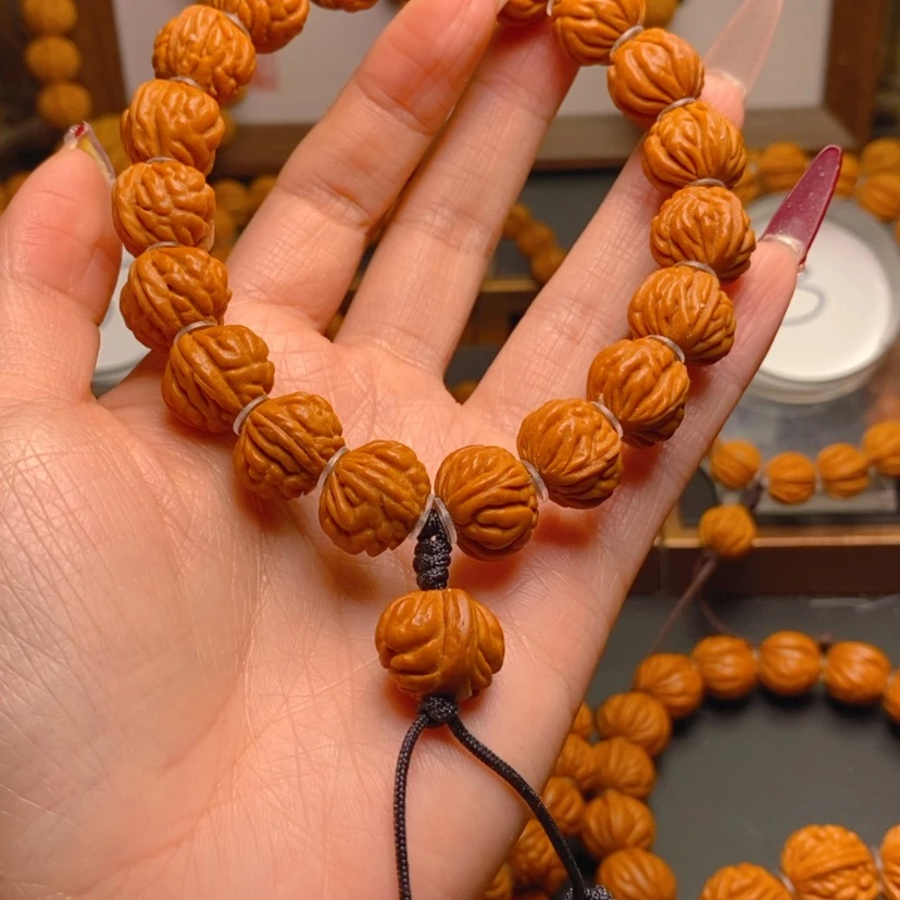 【闪购商品】桃核吊坠龙泽暖和