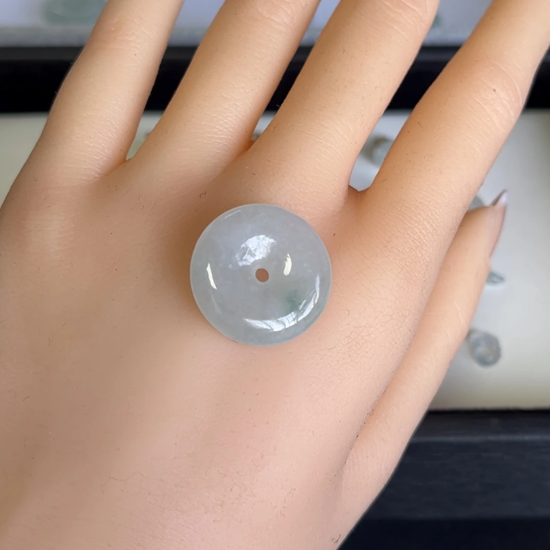 翡翠未镶嵌颈饰福利