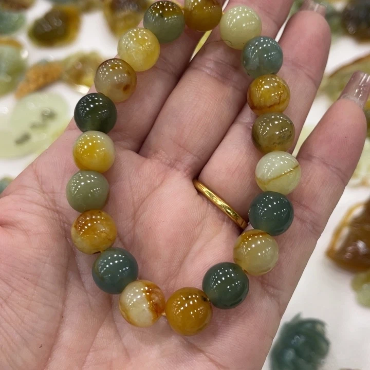 蛇纹石玉合金颈饰