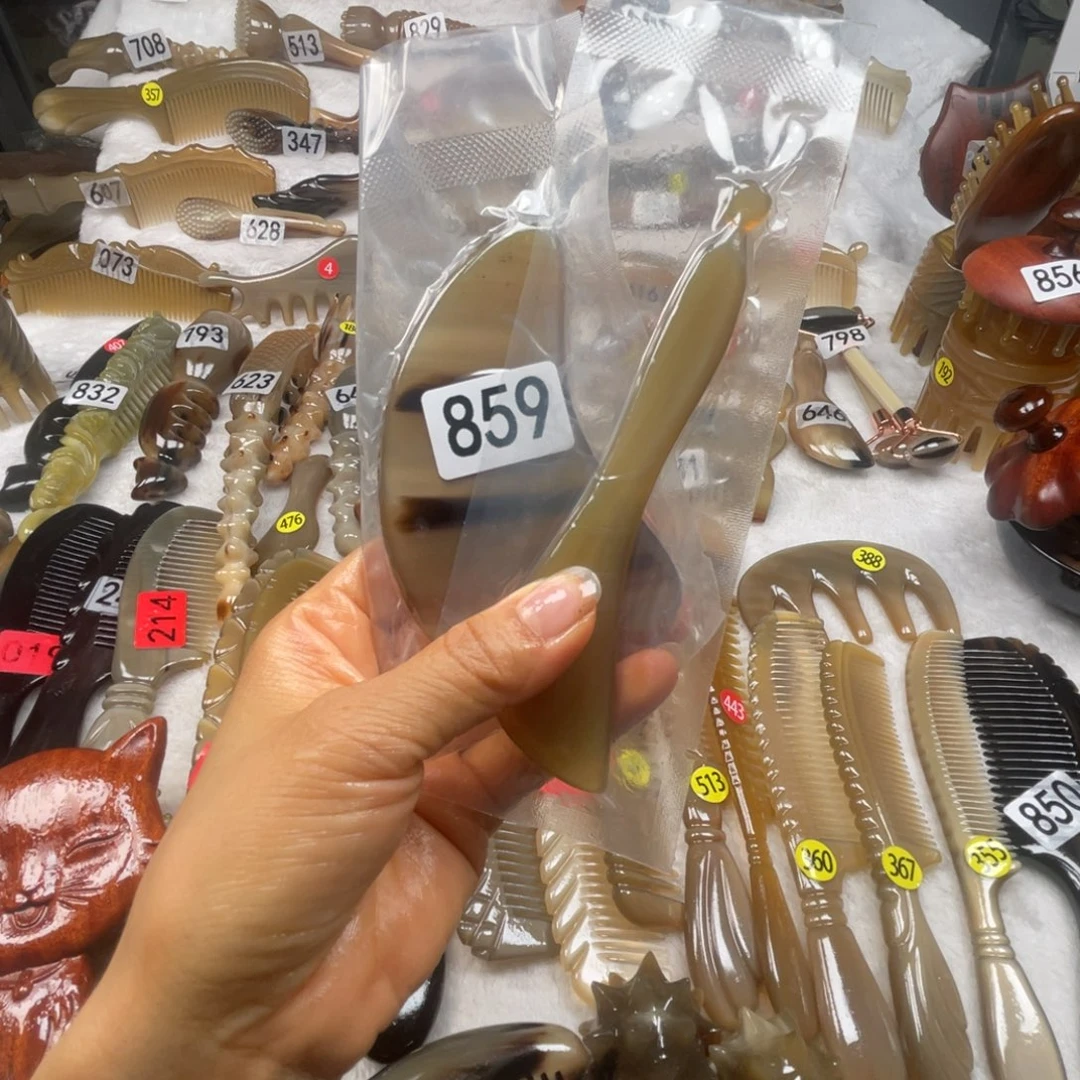马***卡牛角梳福利款梳子