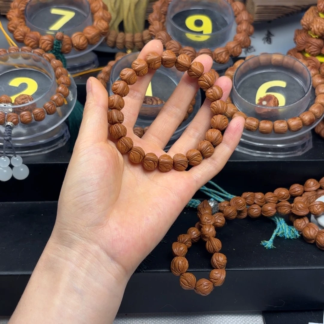 桃核吊坠1.2尺寸野生玉龙脊单圈