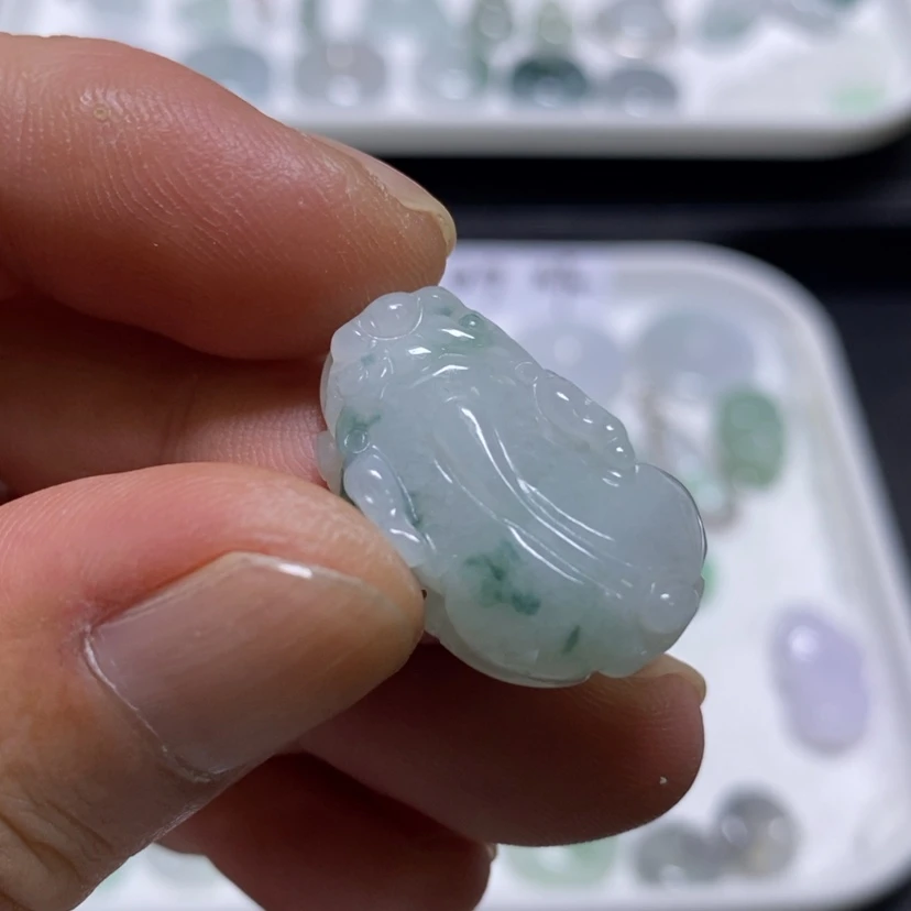 【闪购商品】吊坠(不含链)未镶嵌翡翠