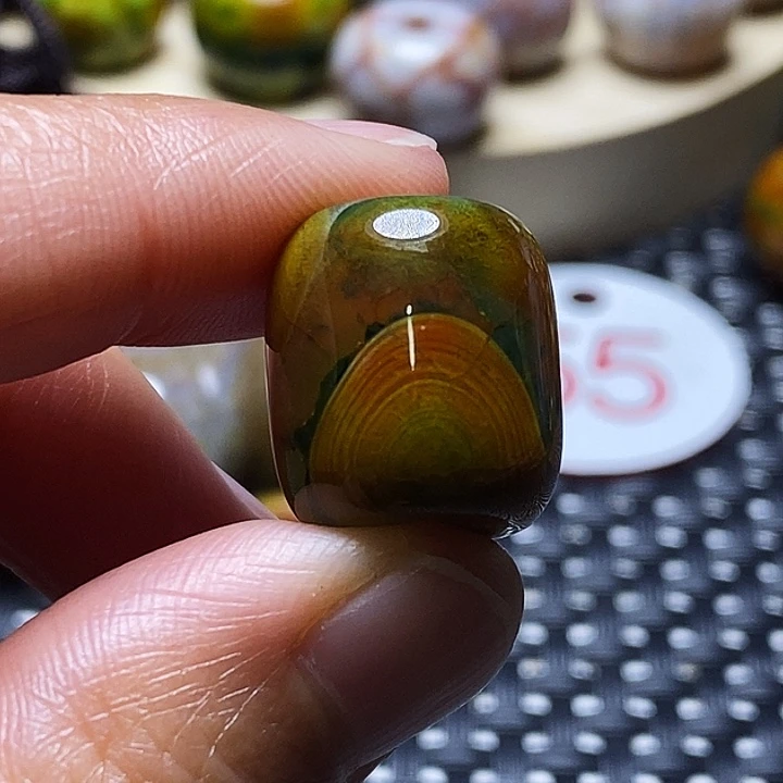 北***狼玛瑙/玉髓未镶嵌颈饰