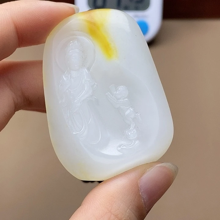 和田玉挂件未镶嵌没**啊F