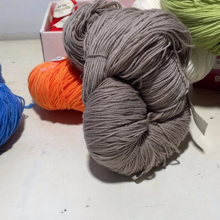 羊毛混纺特价1巴子