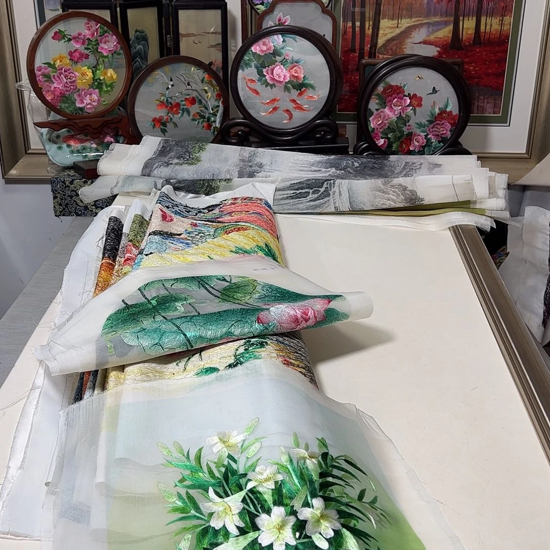 蓉****刺绣纯手工刺绣画
