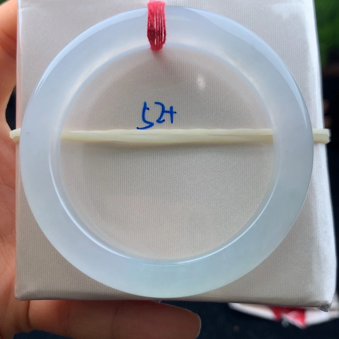 翡翠手镯未镶嵌手镯