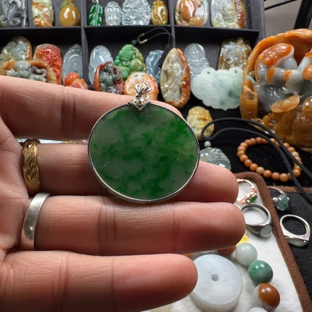 翡翠戒指未镶嵌纯**惧