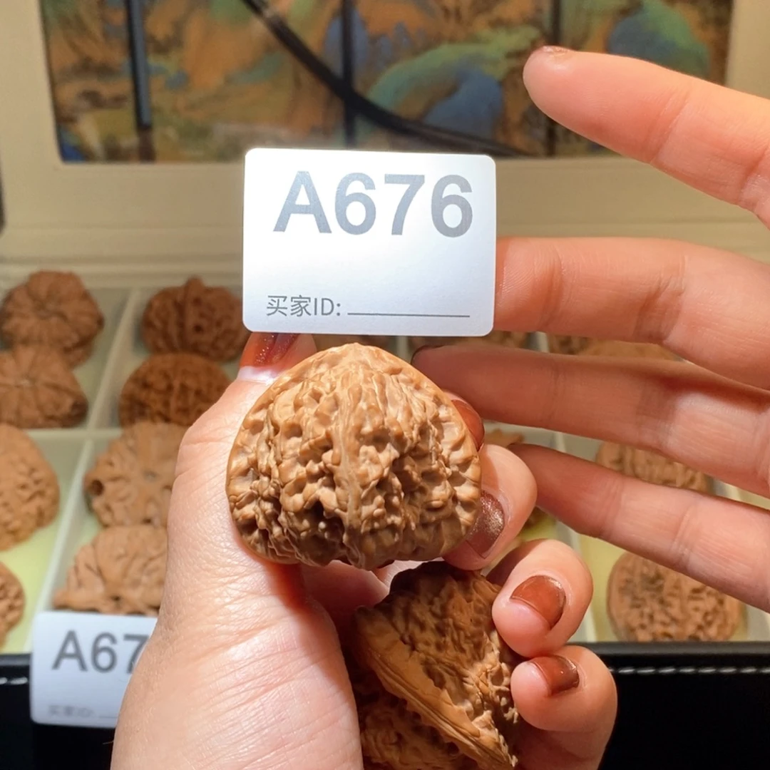 吊坠文玩核桃39三角白