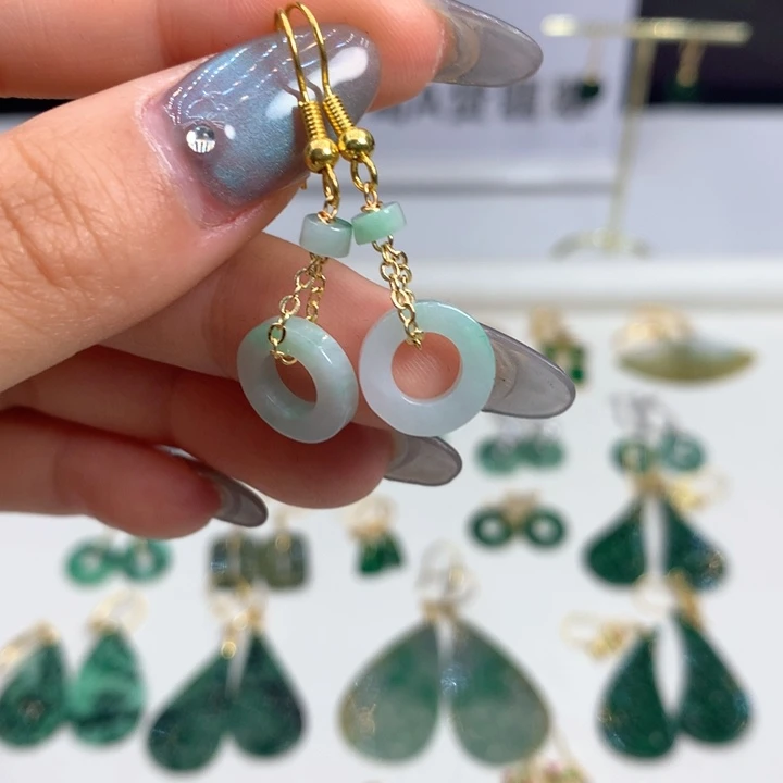 翡翠未镶嵌耳饰耳饰