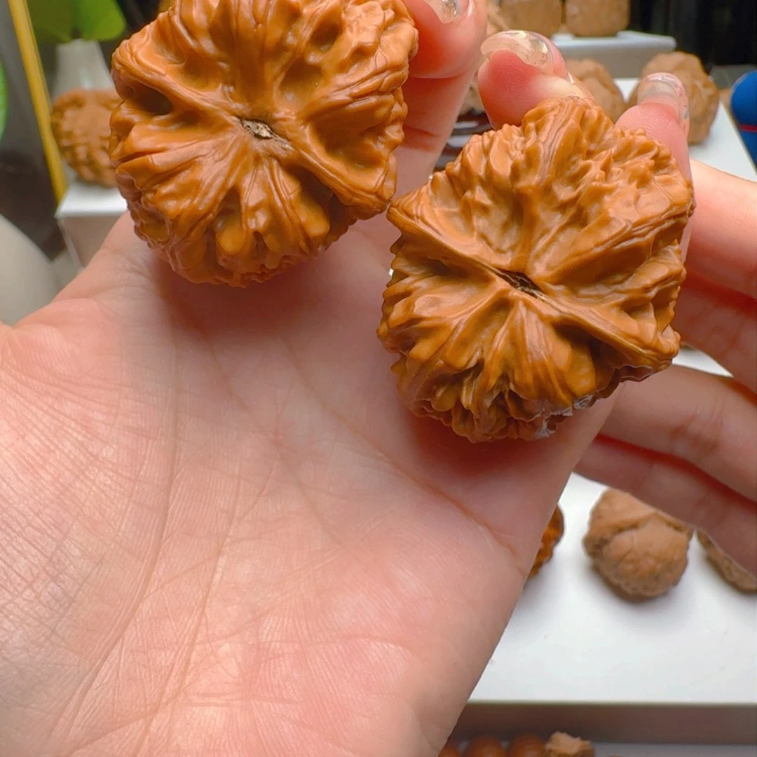 把件核桃42尺寸火苗
