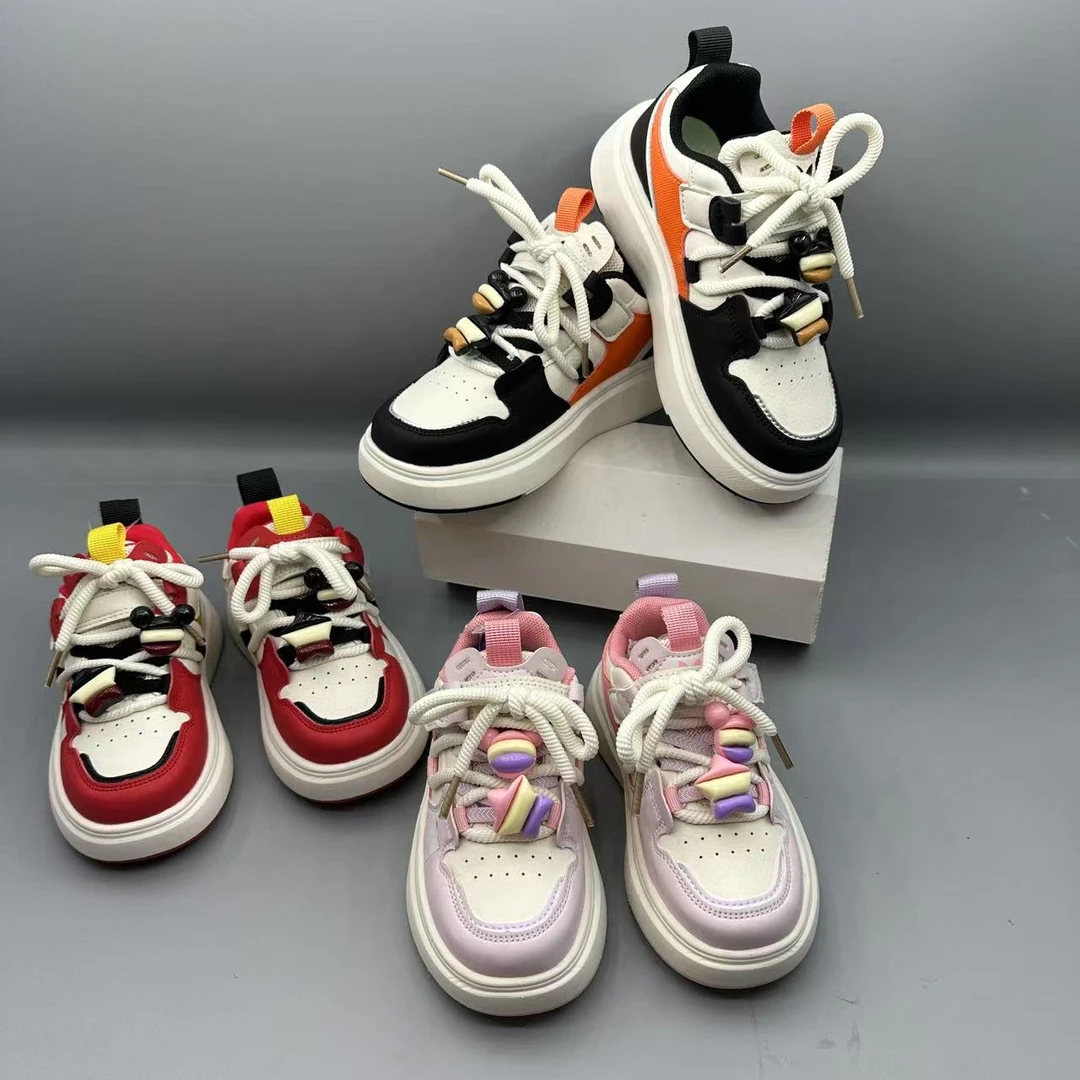 8101儿童新品皮面魔术贴童鞋休闲鞋百搭时尚潮鞋运动板鞋鞋26-37