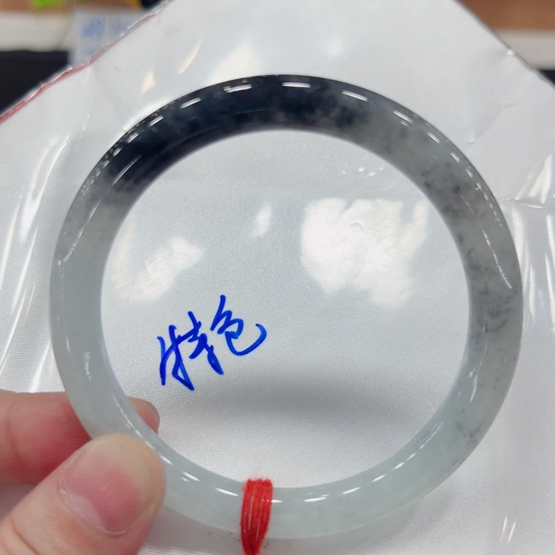 翡翠手镯未镶嵌56.2圆