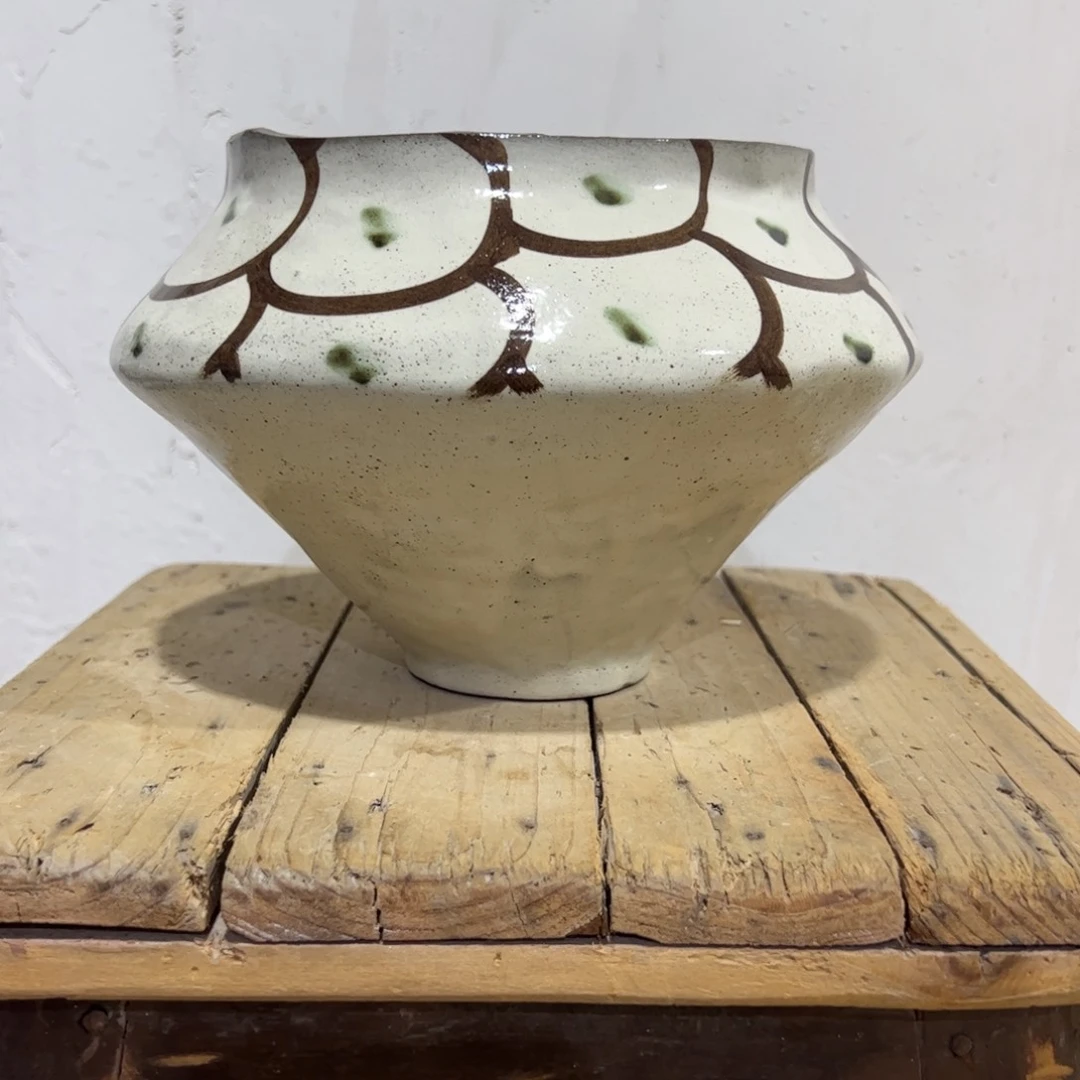 口径14高度15有孔