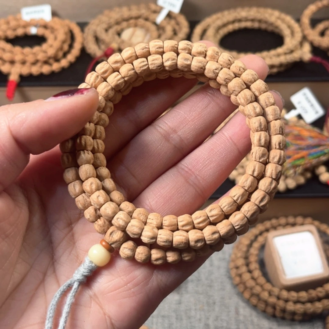 【闪购商品】柏香籽/百香籽吊坠A098