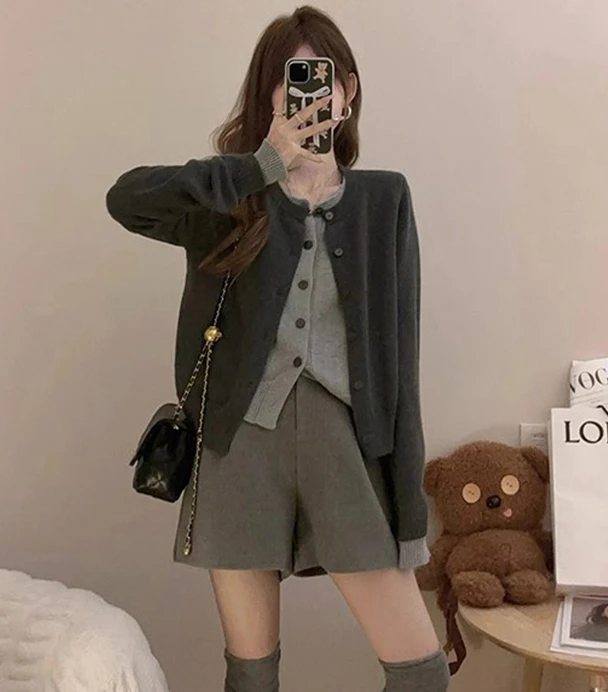 独特漂亮小个子灰色套装女2025新款超火早秋搭配一整套韩系高级感