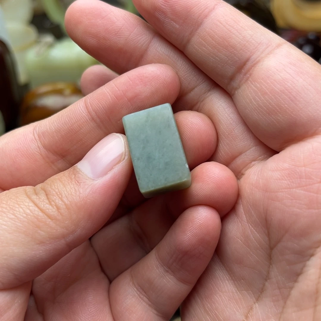 和田玉颈饰未镶嵌千**行