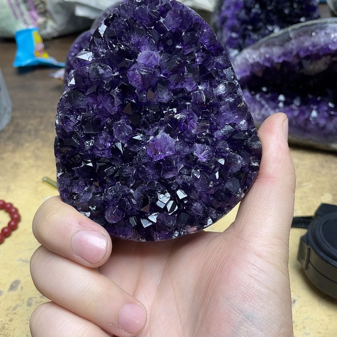 完***镜未镶嵌紫晶大型摆件（非配饰）