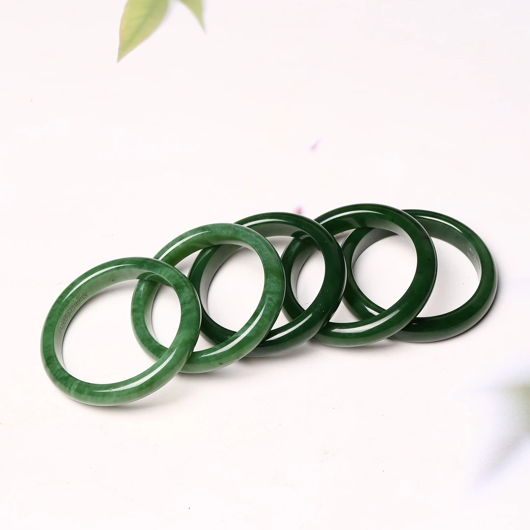 【小胖说玉】和田玉俄碧玉精美冰透手镯 拍一发一多样性发