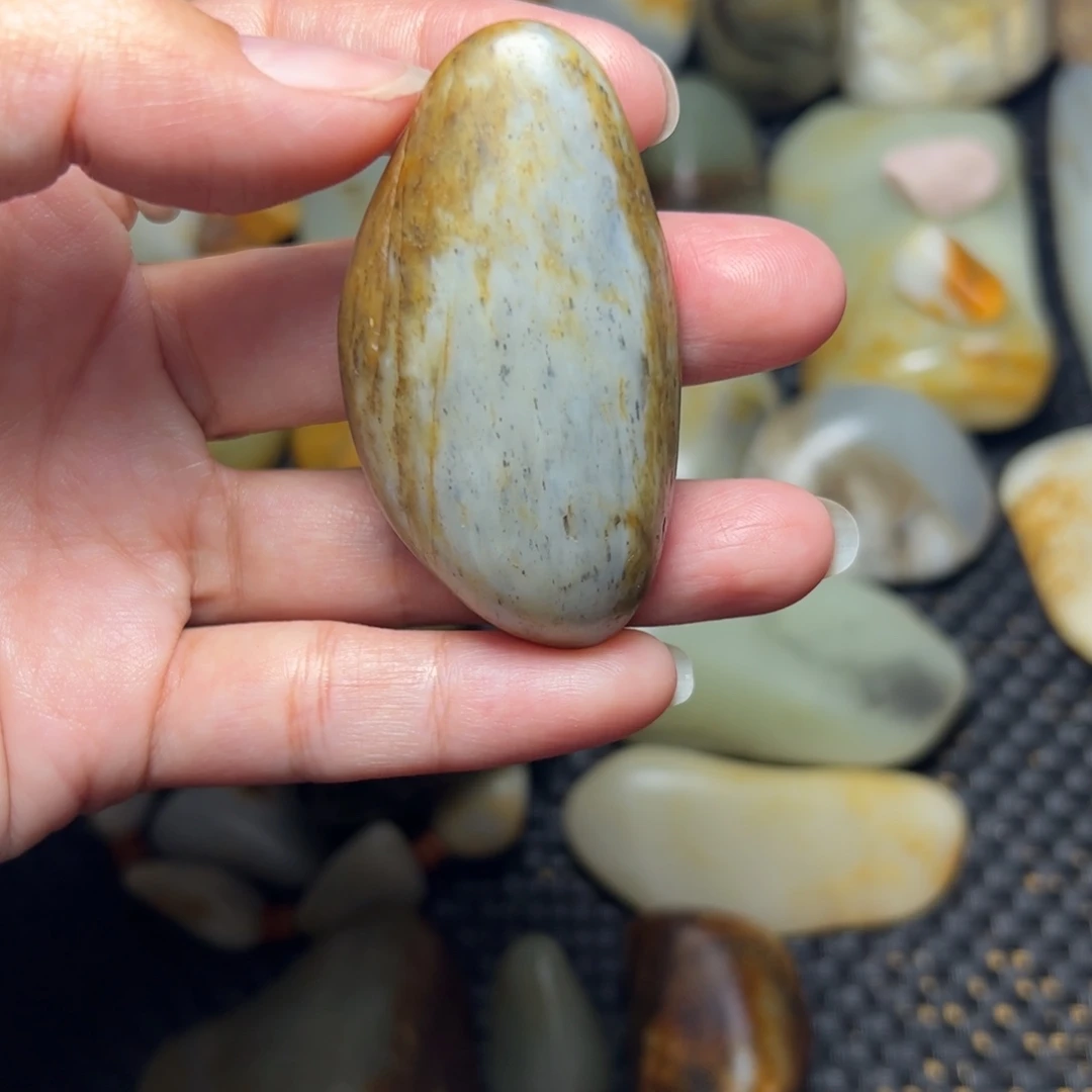 未镶嵌和田玉挂件A71