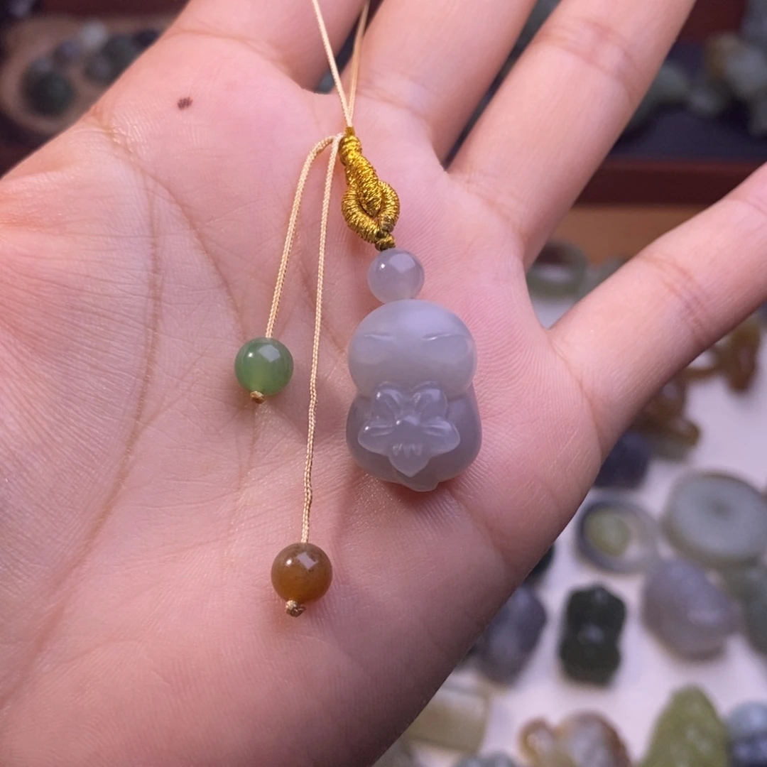 和田玉未镶嵌颈饰诗***华