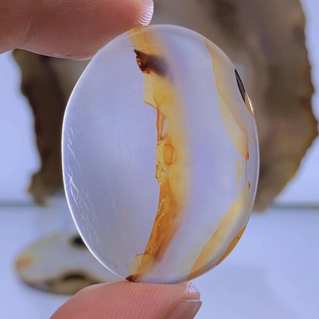 玛瑙/玉髓吊坠(不含链)未镶嵌云*微瑕