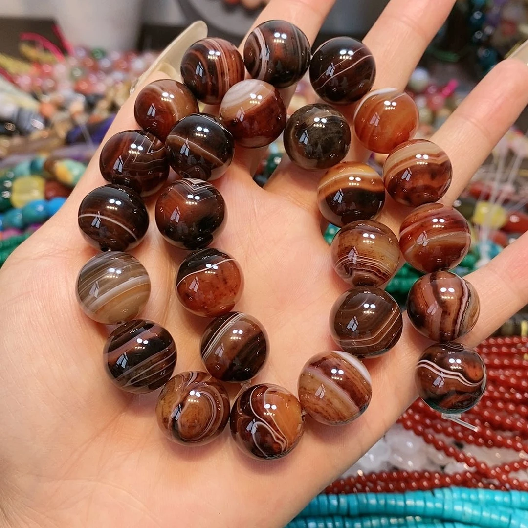 散珠玛瑙/玉髓蚕丝大玛瑙16mm一条