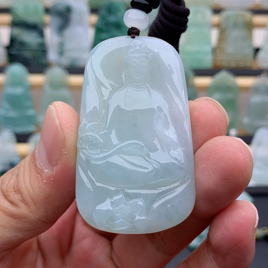 翡翠未镶嵌颈饰大势至菩萨