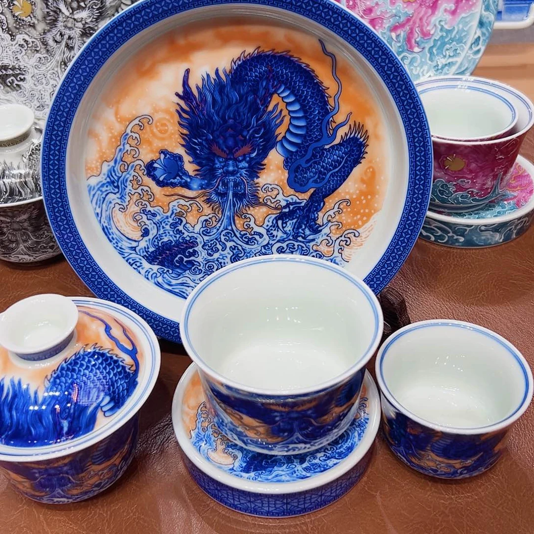 摆件景德镇陶瓷学院等单位联合举办了多