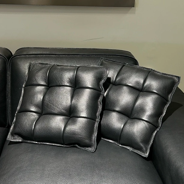 3.0厚大黑牛沙发配套全牛皮皮抱枕FC