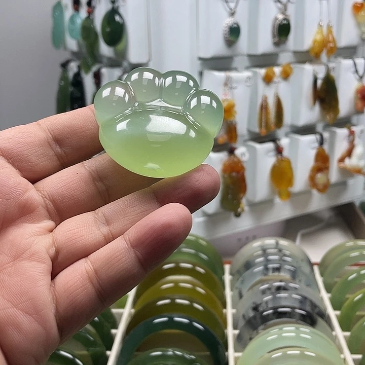 蛇纹石玉合金颈饰