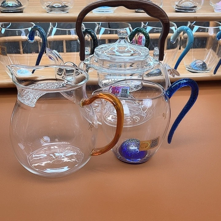 崔***。水晶玻璃吸管款1111